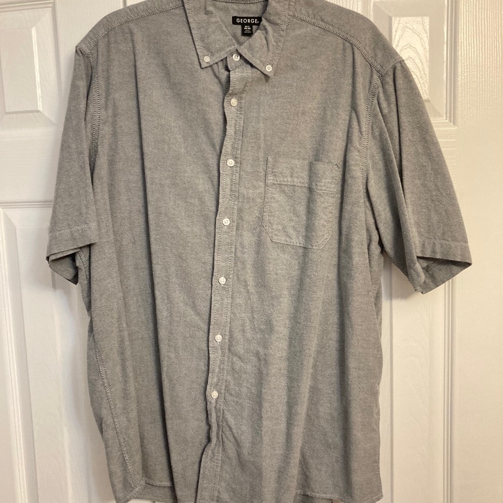 Men’s Short Sleeve Button Down Shirt
